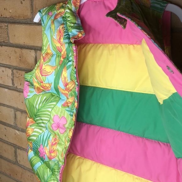 Lilly Pulitzer puffer vest sz 10-12 Girls/S Women - Picture 3 of 8